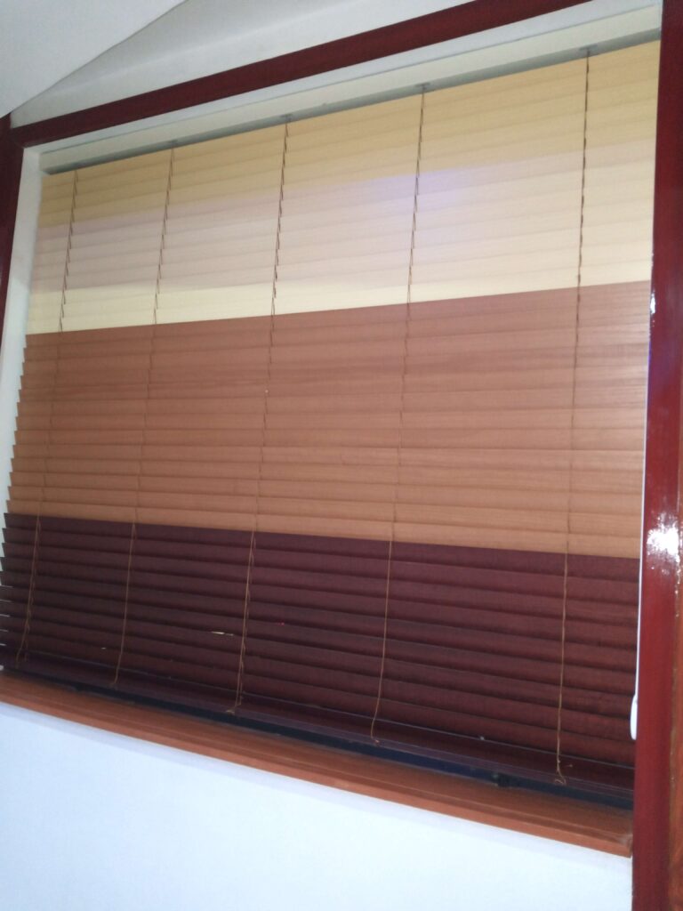 WOOD BLINDS